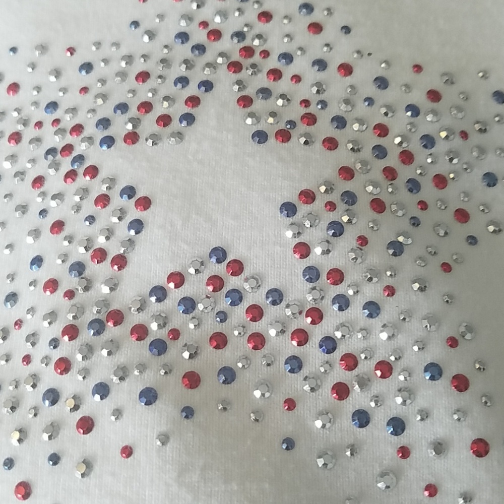 T-shirt with star sparkle design